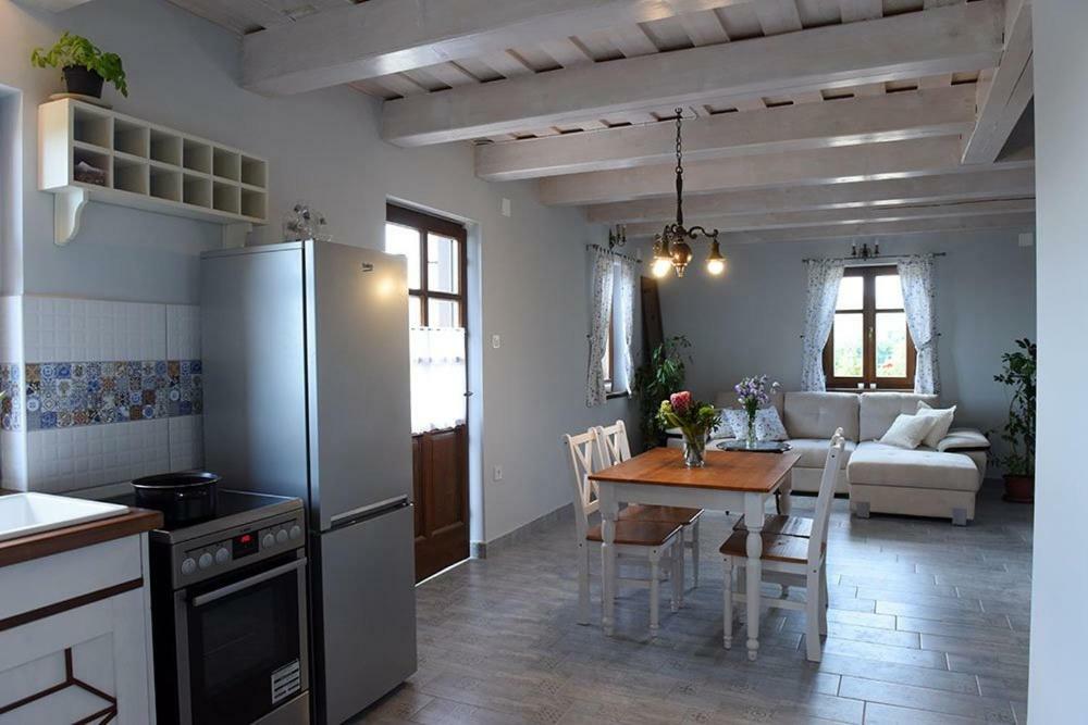Villa Casa Beata Lesencetomaj Exterior foto